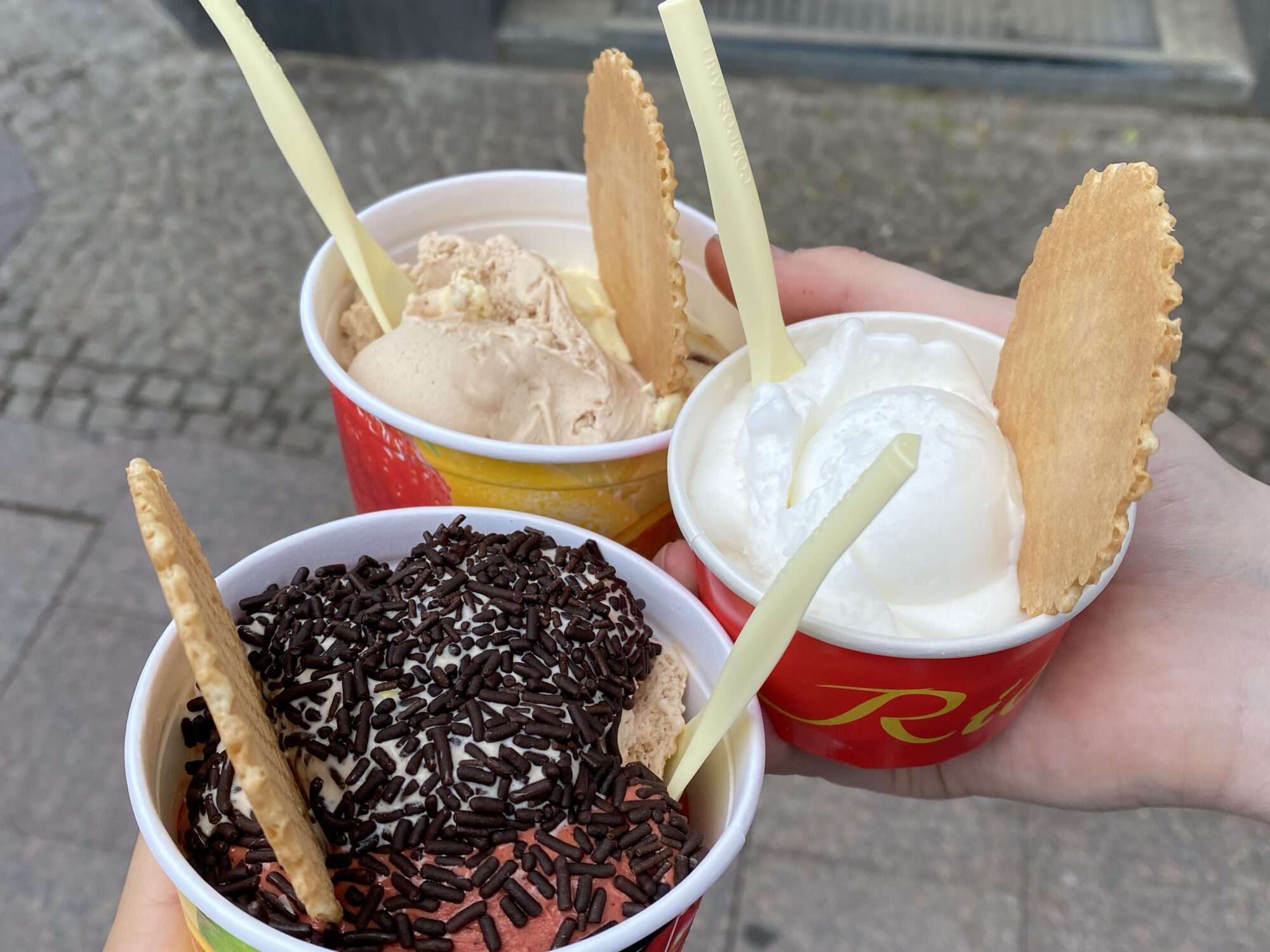 Eis essen und Eisdielen in Lübeck mit dem Eiscafe Rialto
