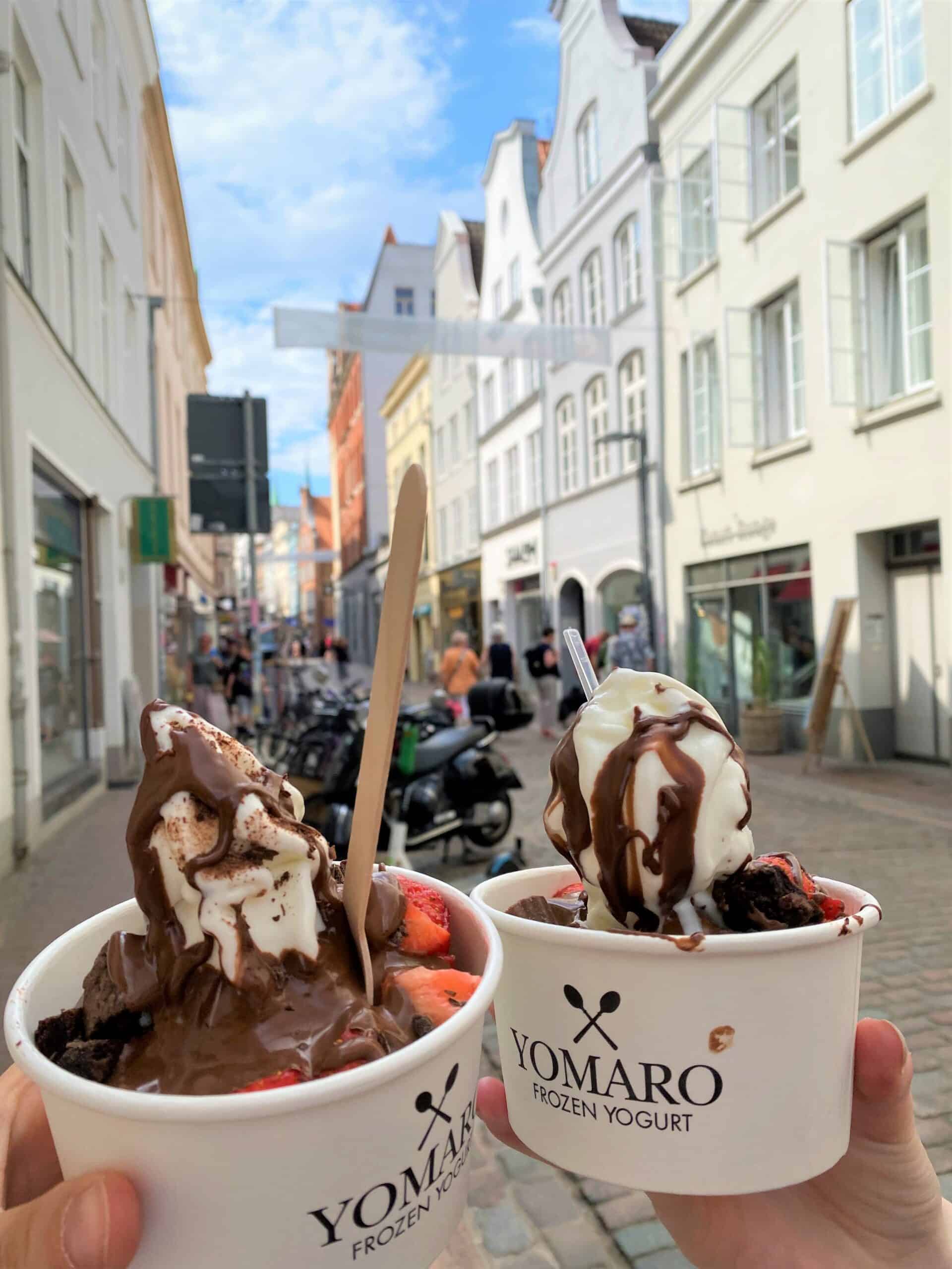 Eis essen und Eisdielen in Lübeck mit dem Yomaro