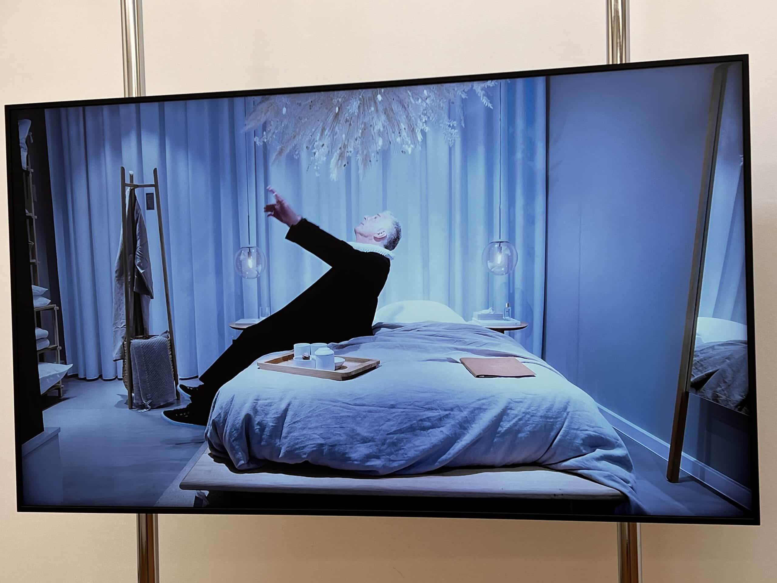 Heilige Geschäfte 3 Die neue Video-Installation von Aktionskünstler Christian Jankowski - Heilige Geschäfte in Lübeck