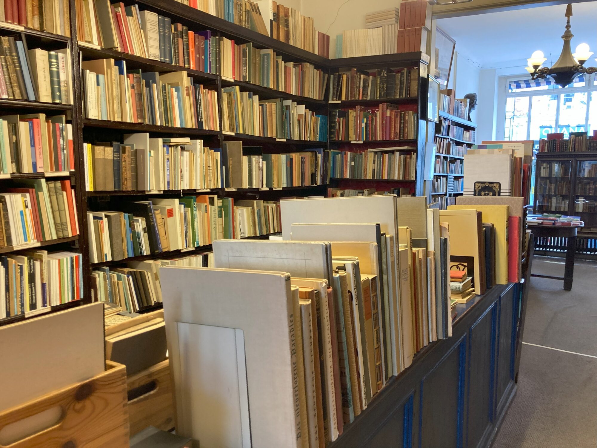 Arno Adler - the bookshop and antiquarian bookshop in Lübeck