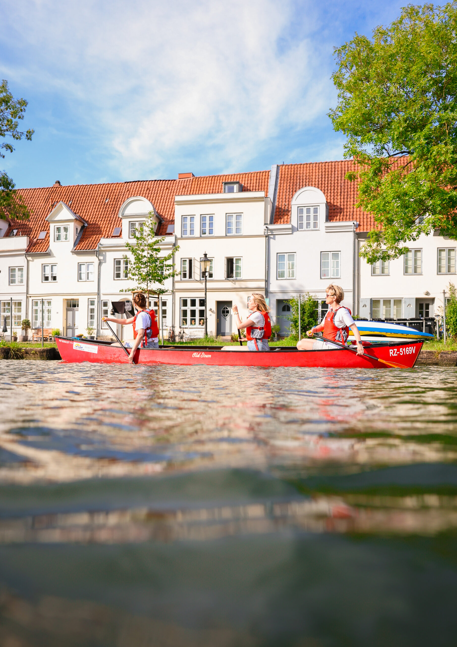 Luebeck Kanutour rund um die Altstadtinsel 14 © LTM scaled